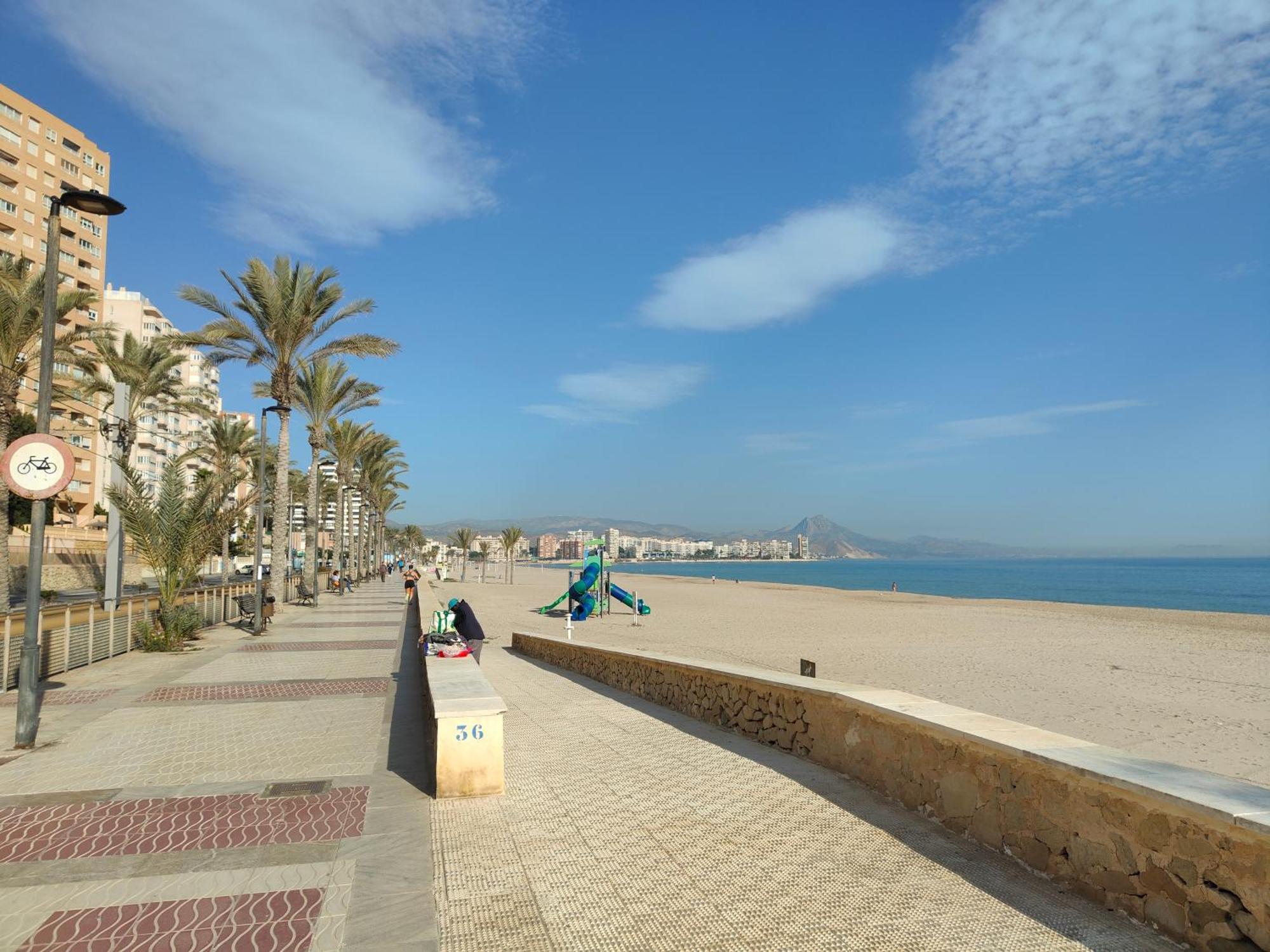 Seaside Beach-Lounge Alicante El Campello Buitenkant foto
